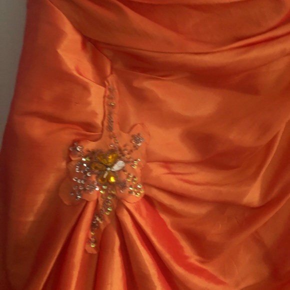 Prom Dress - Picture 3 of 5